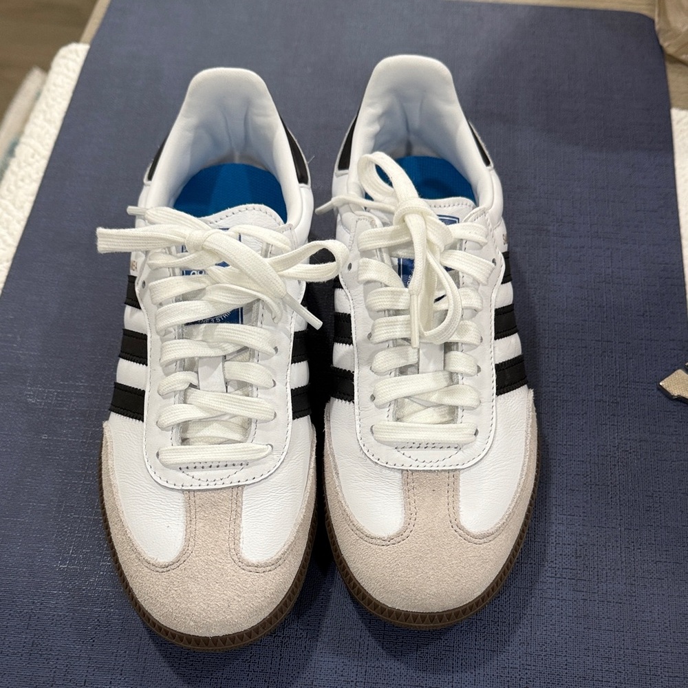 Adidas women’s Samba OG shoes
